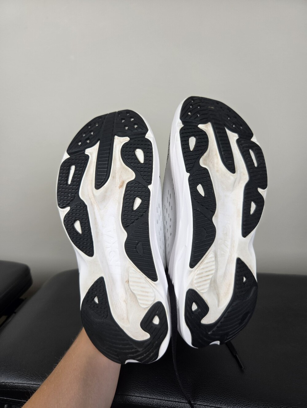 HOKA Skyflow White Black Women’s Running Shoes Size 8.5B Medium Athletic Sneaker - Picture 9 of 9